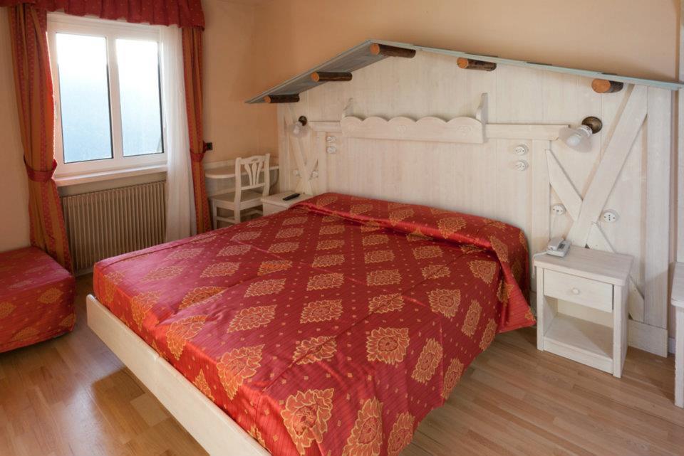 Hotel Rosalpina Folgaria Extérieur photo