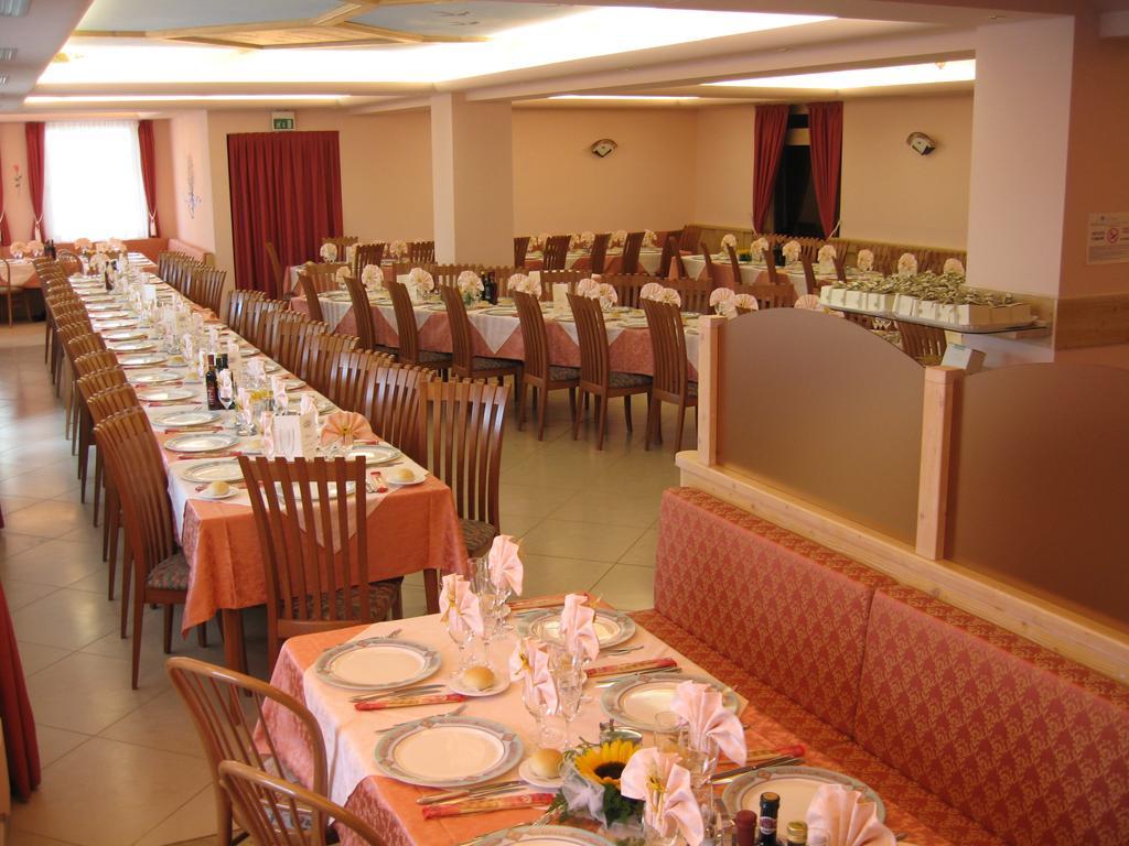 Hotel Rosalpina Folgaria Extérieur photo